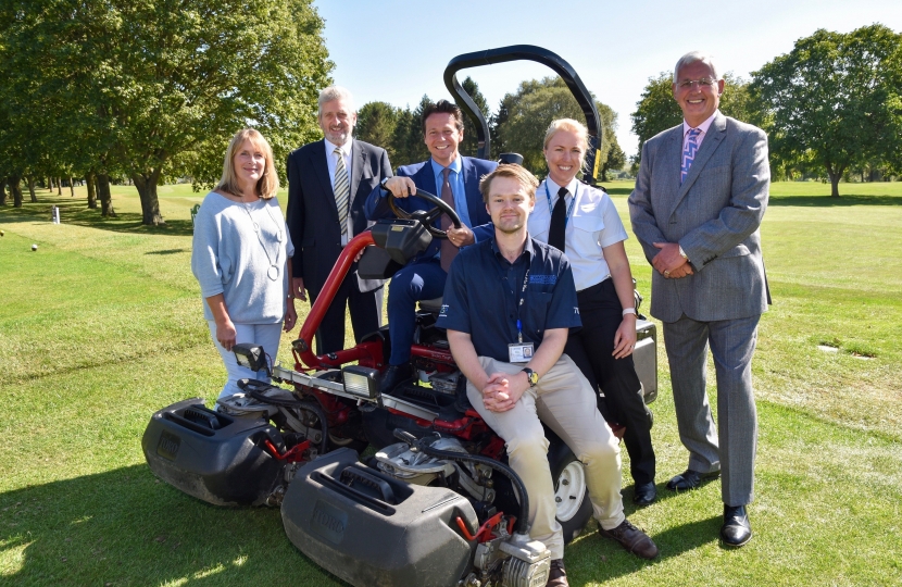 Elliot, Lesley, Ian, Nigel, Tony and SGT Burrows.