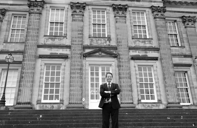 Nigel at Hopetoun House