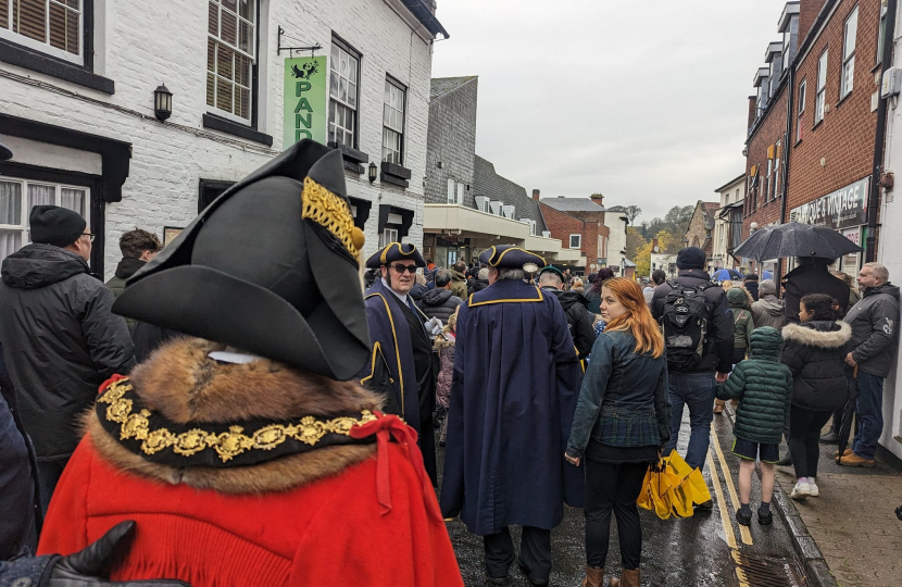 Nigel Huddleston MP attends Remembrance Sunday ceremony in Droitwich.