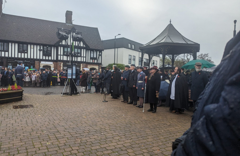 Nigel Huddleston MP attends Remembrance Sunday ceremony in Droitwich.