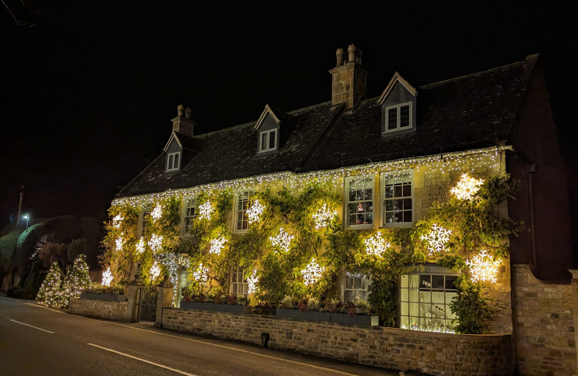 Broadway looking spectacular ahead of Christmas