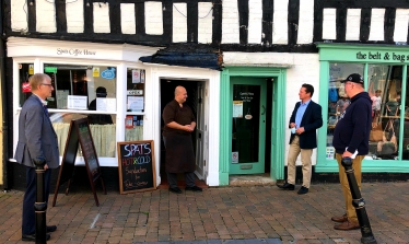 Nigel in Droitwich High Street